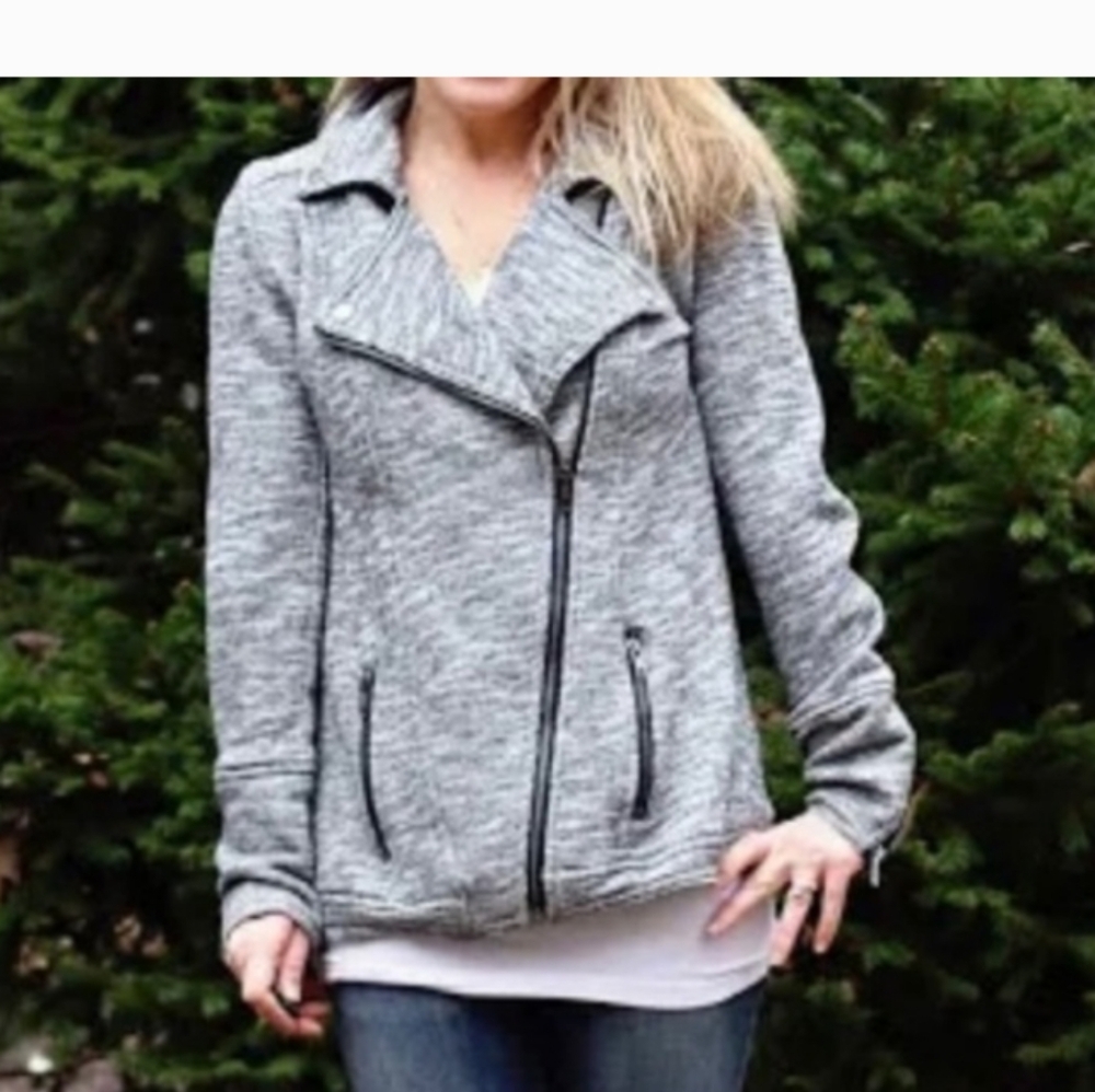 Market & Spruce Women's Gray Long Sleeve Zipper Pocket Moto Jacket. Size M EUC